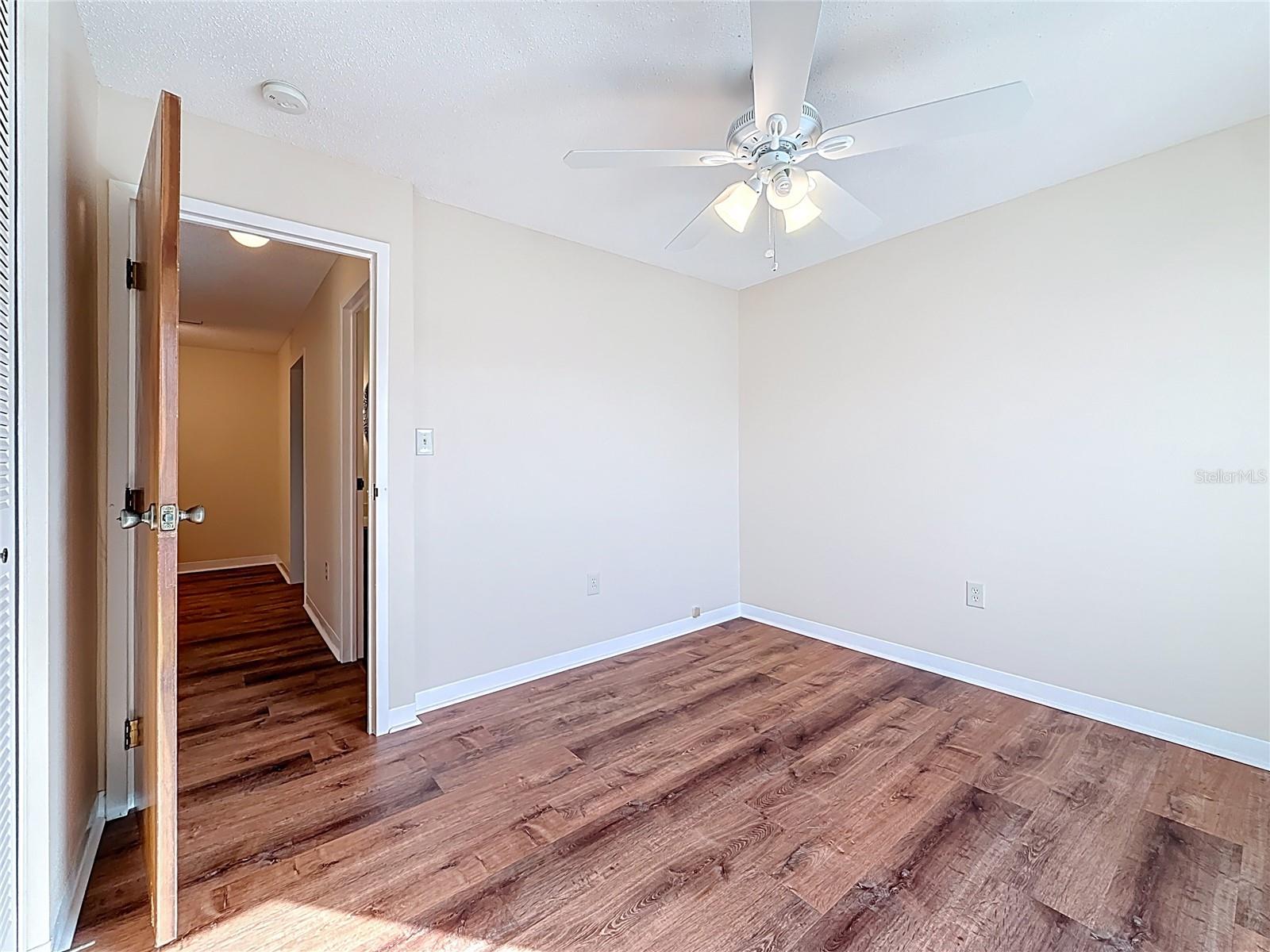 Image 26 of 45 For 2700 Bayshore Boulevard 1207