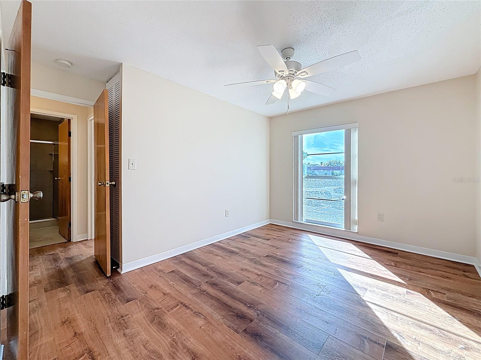 Image 30 of 45 For 2700 Bayshore Boulevard 1207