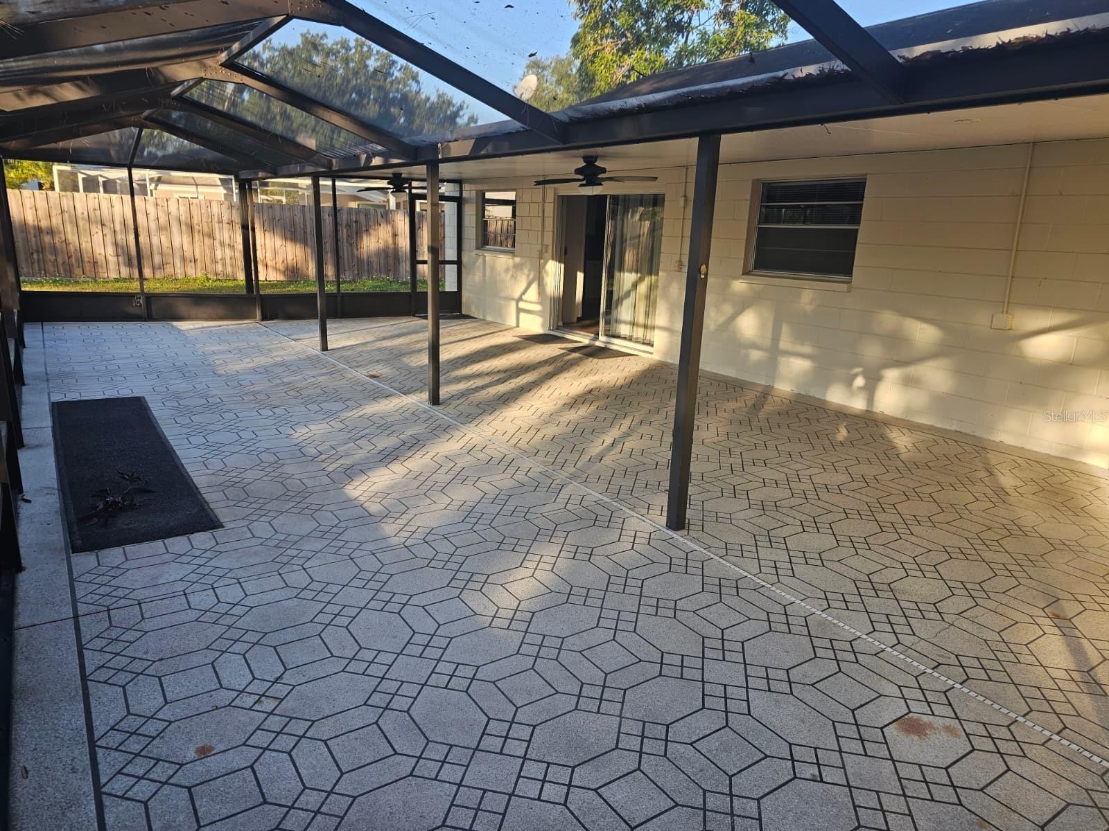 Image 8 of 12 For 14013 Briardale Lane