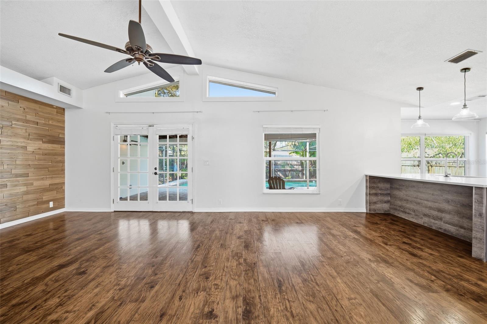 Image 10 of 75 For 5103 Fernbrook Lane