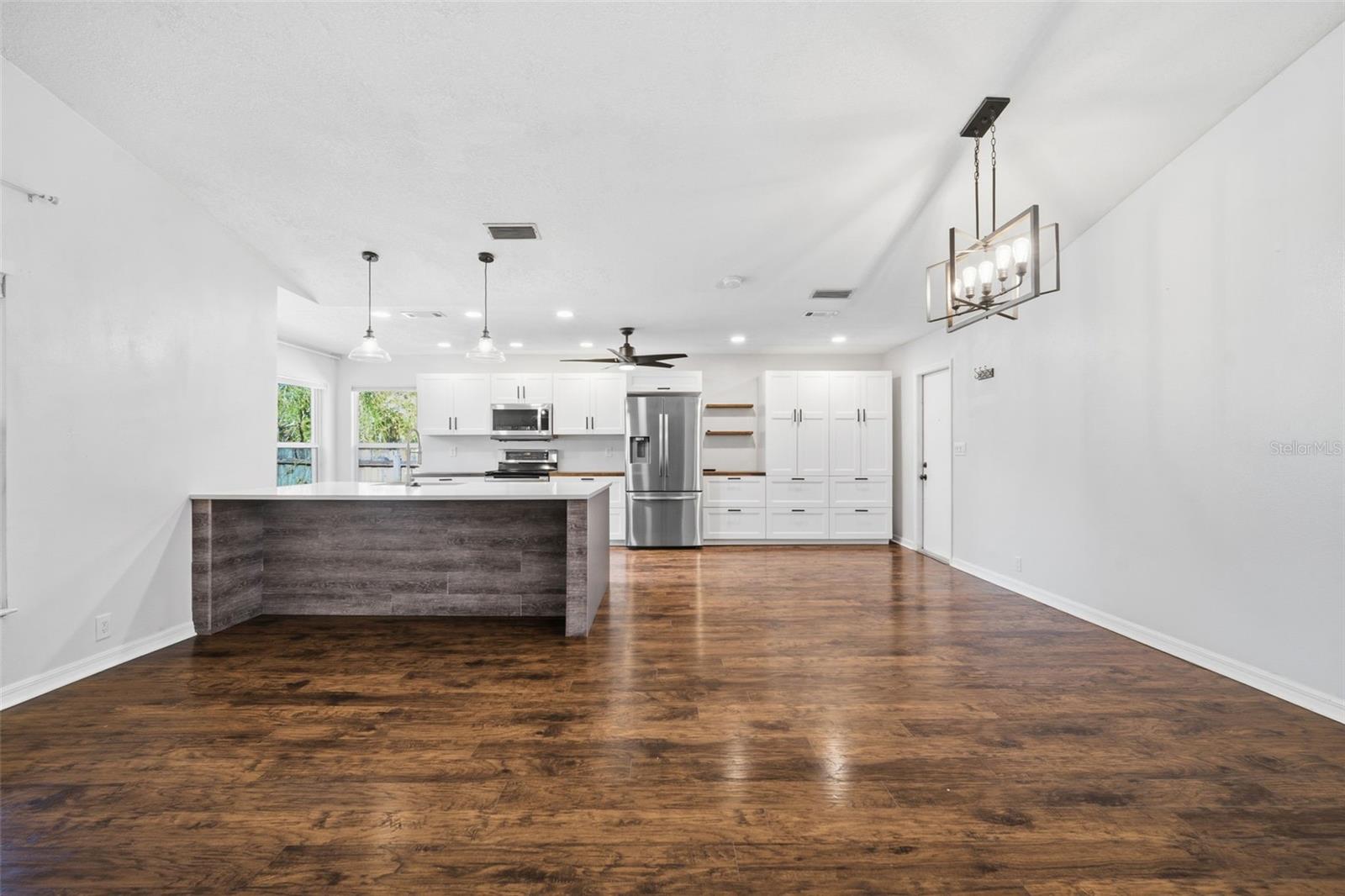 Image 13 of 75 For 5103 Fernbrook Lane