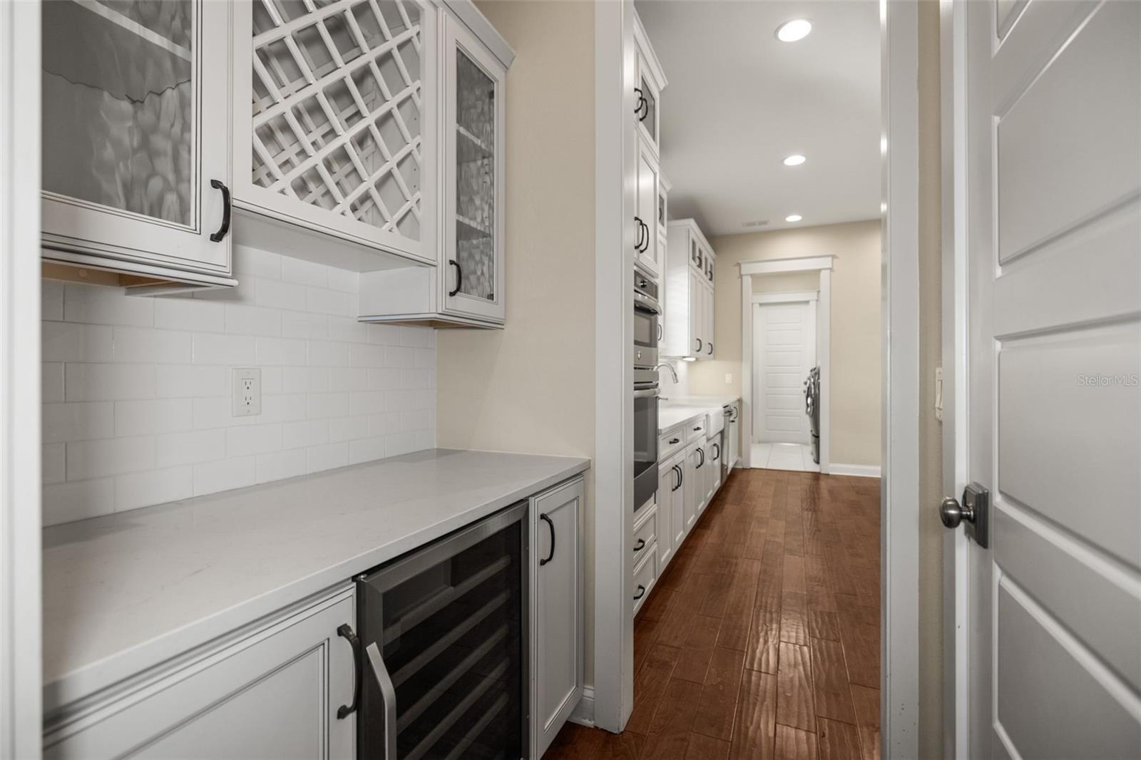 Image 14 of 75 For 158 21st Avenue N