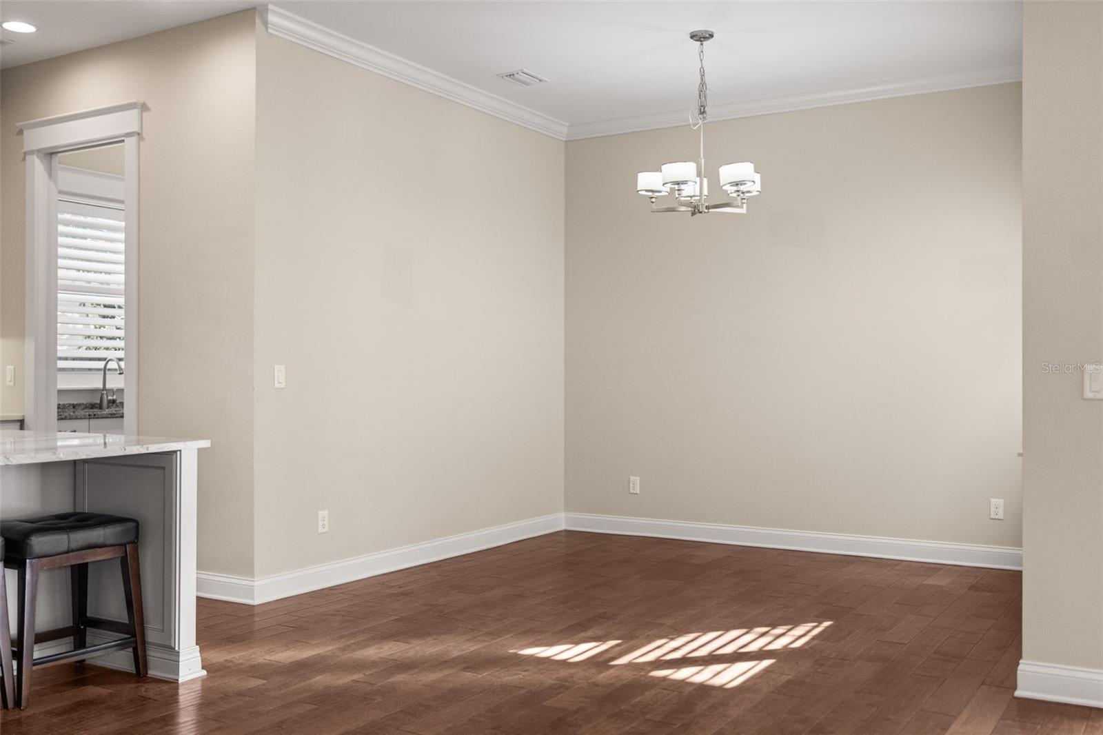 Image 22 of 75 For 158 21st Avenue N