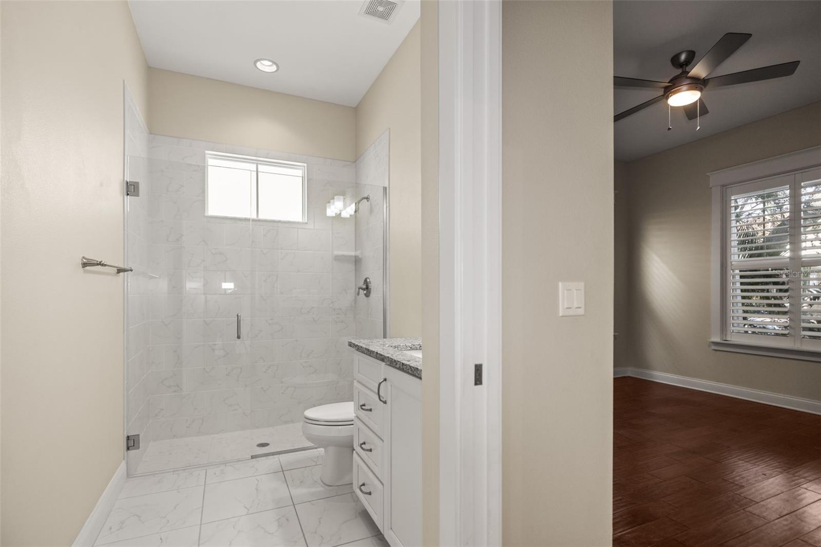 Image 29 of 75 For 158 21st Avenue N