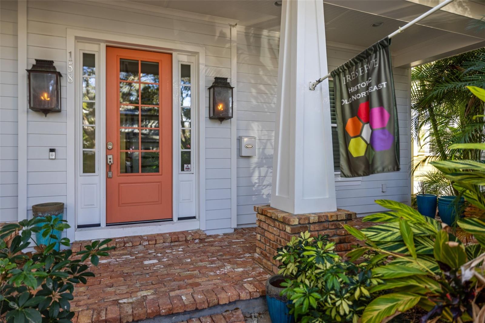 Image 3 of 75 For 158 21st Avenue N