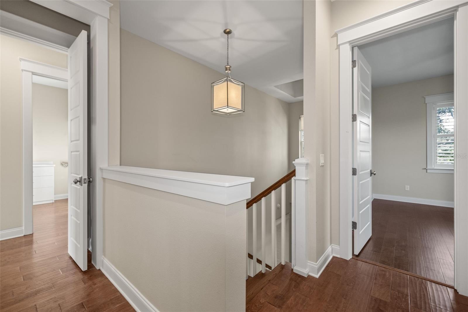 Image 32 of 75 For 158 21st Avenue N