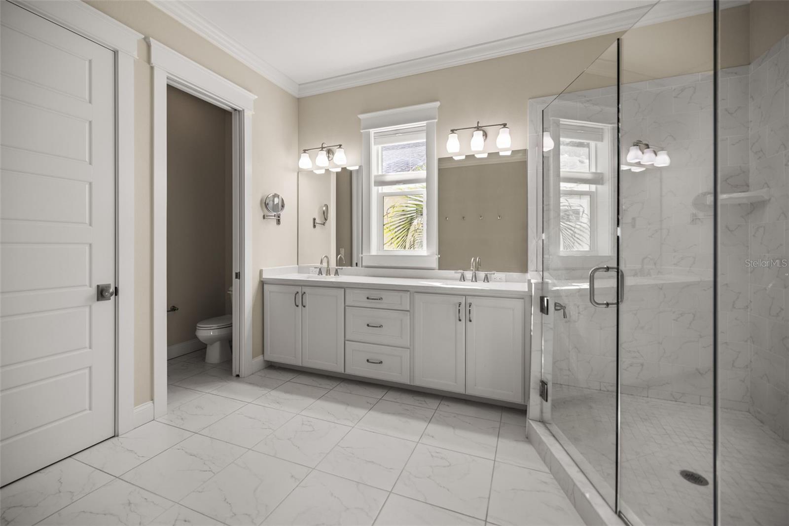 Image 43 of 75 For 158 21st Avenue N