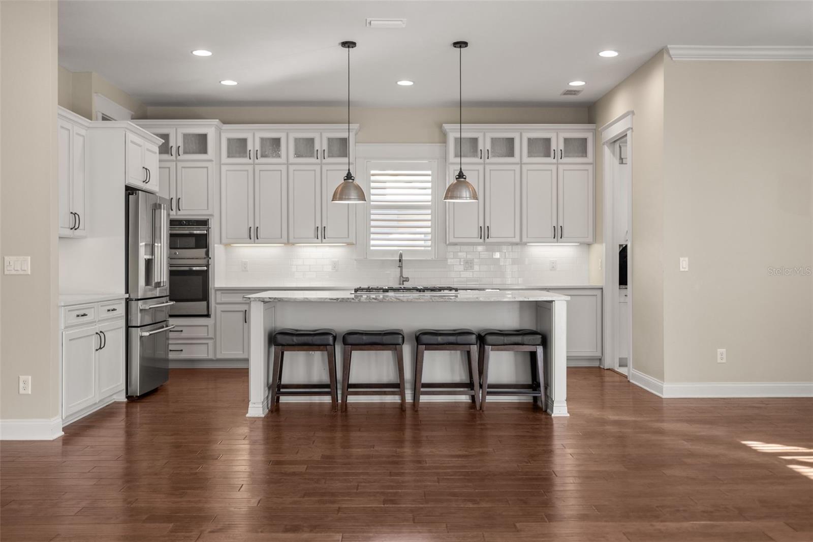 Image 8 of 75 For 158 21st Avenue N