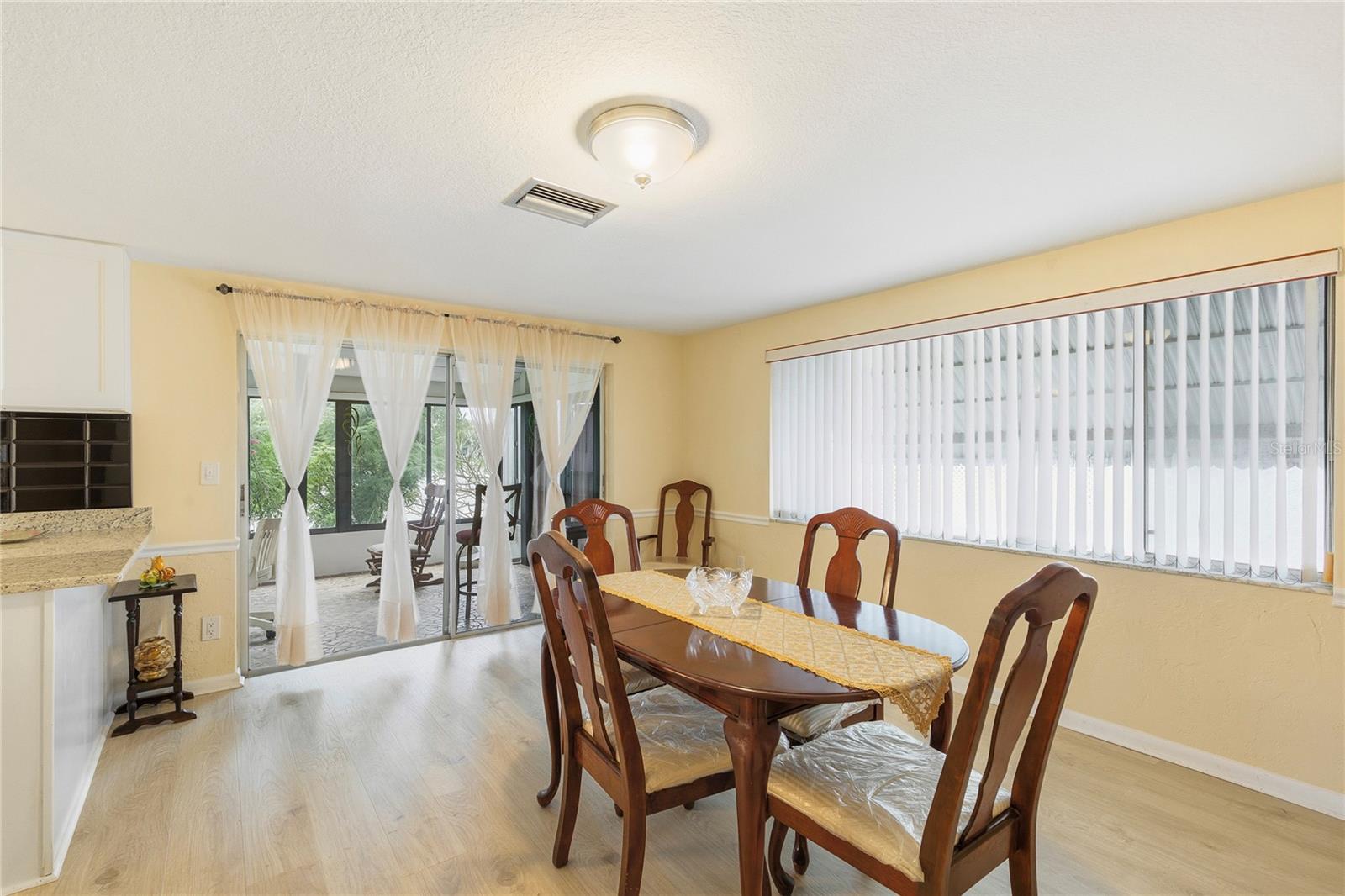 Image 10 of 28 For 3228 Rock Valley Drive