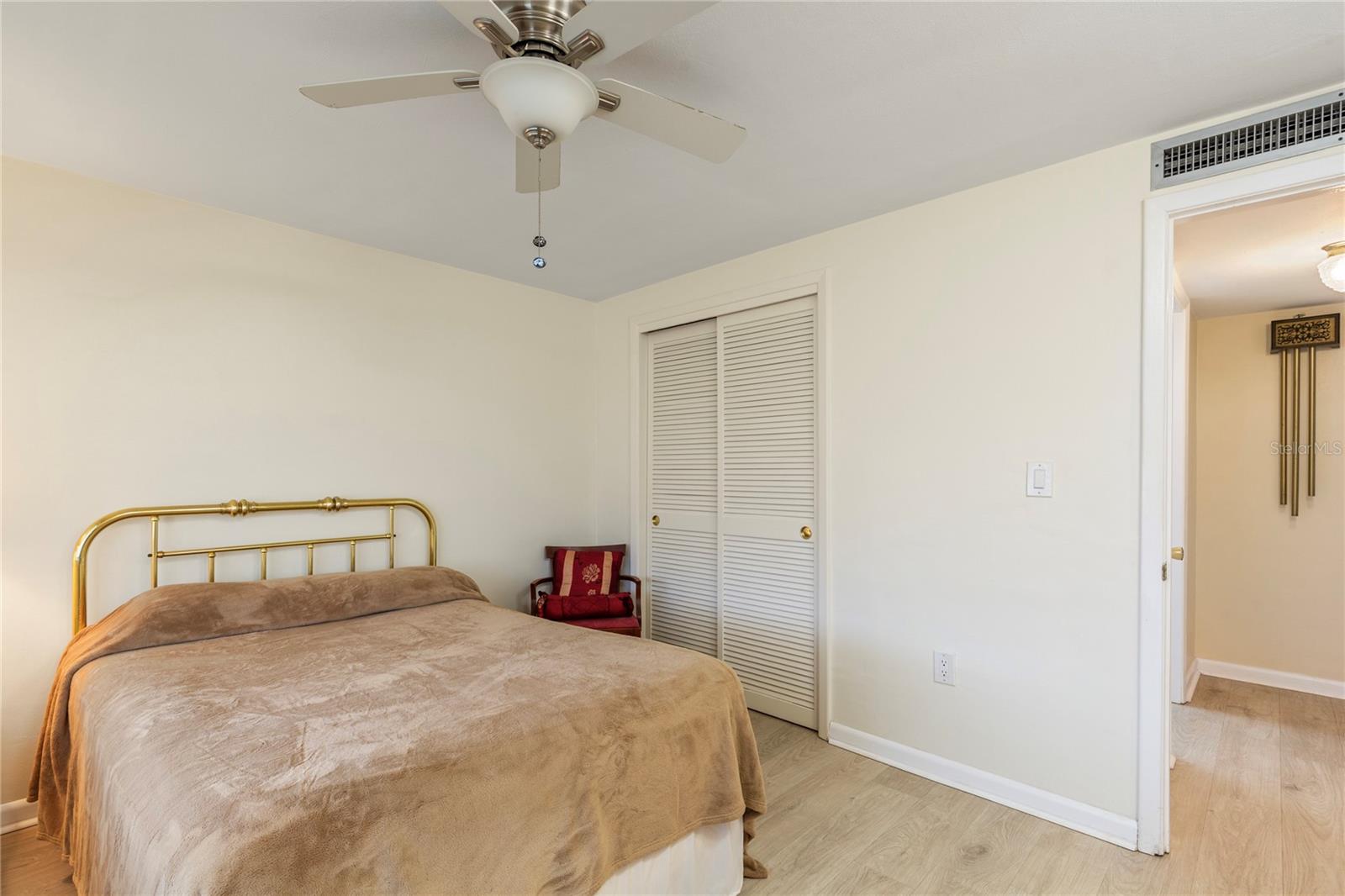 Image 24 of 28 For 3228 Rock Valley Drive