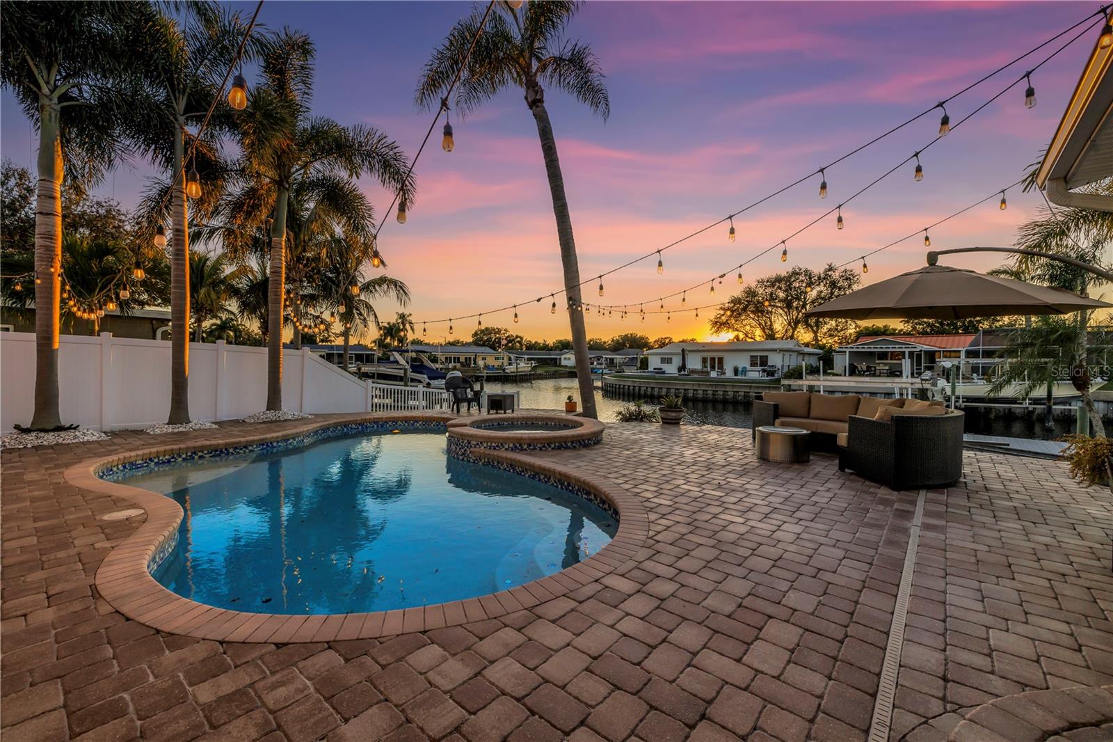 Image 26 of 30 For 4880 Dover Street Ne