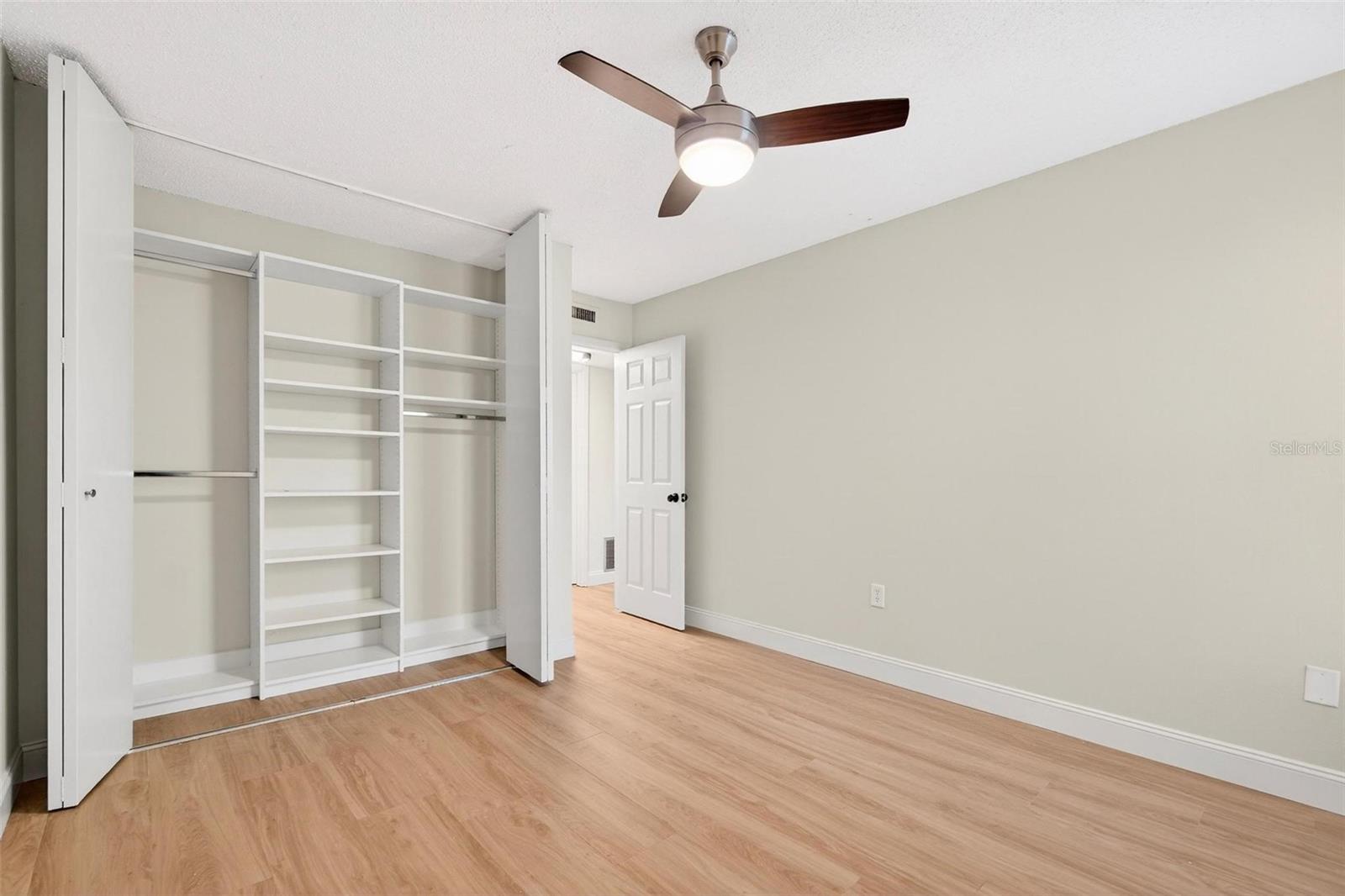 Image 5 of 16 For 2302 Manhattan Avenue 317