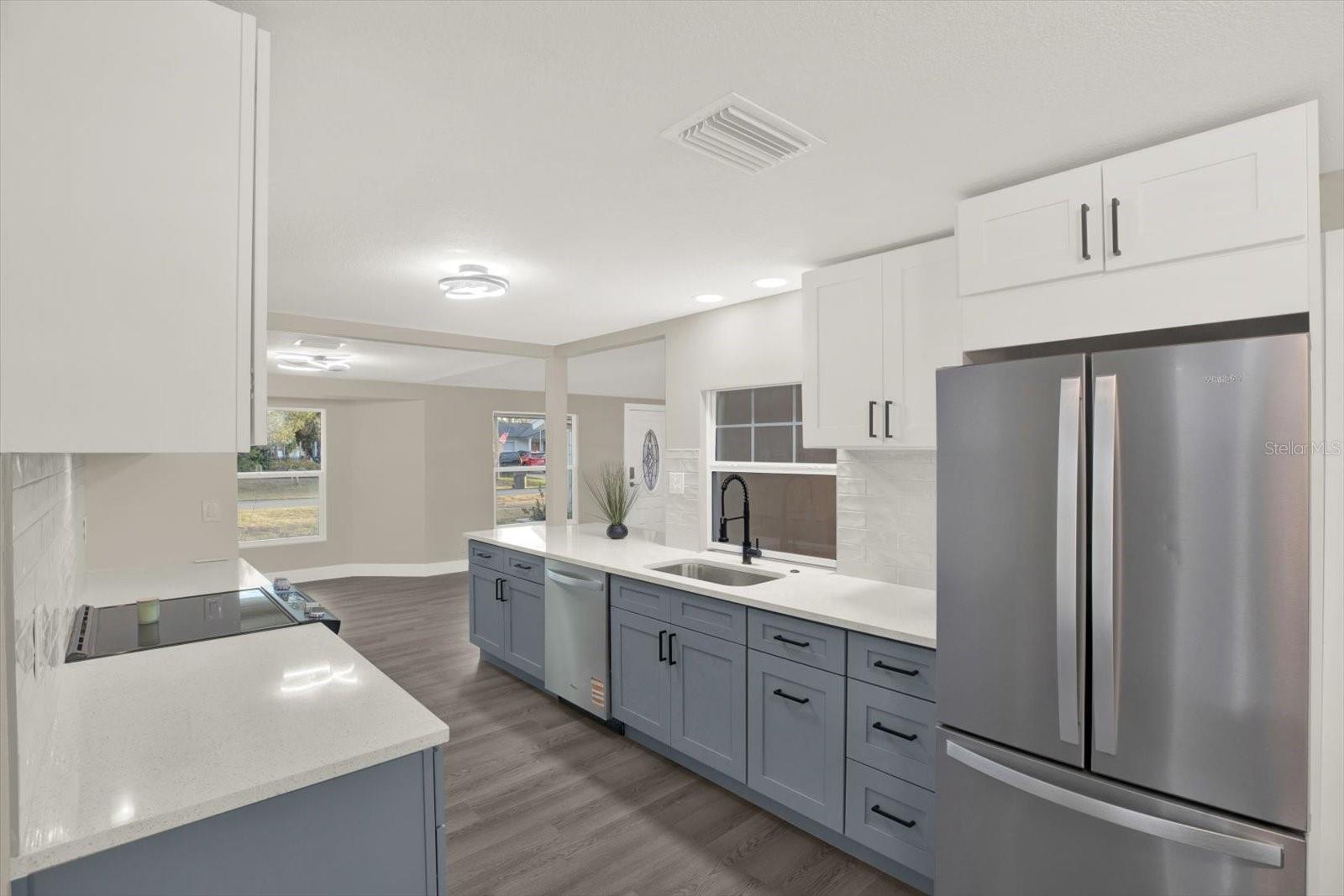 Image 11 of 35 For 18803 Tracer Drive