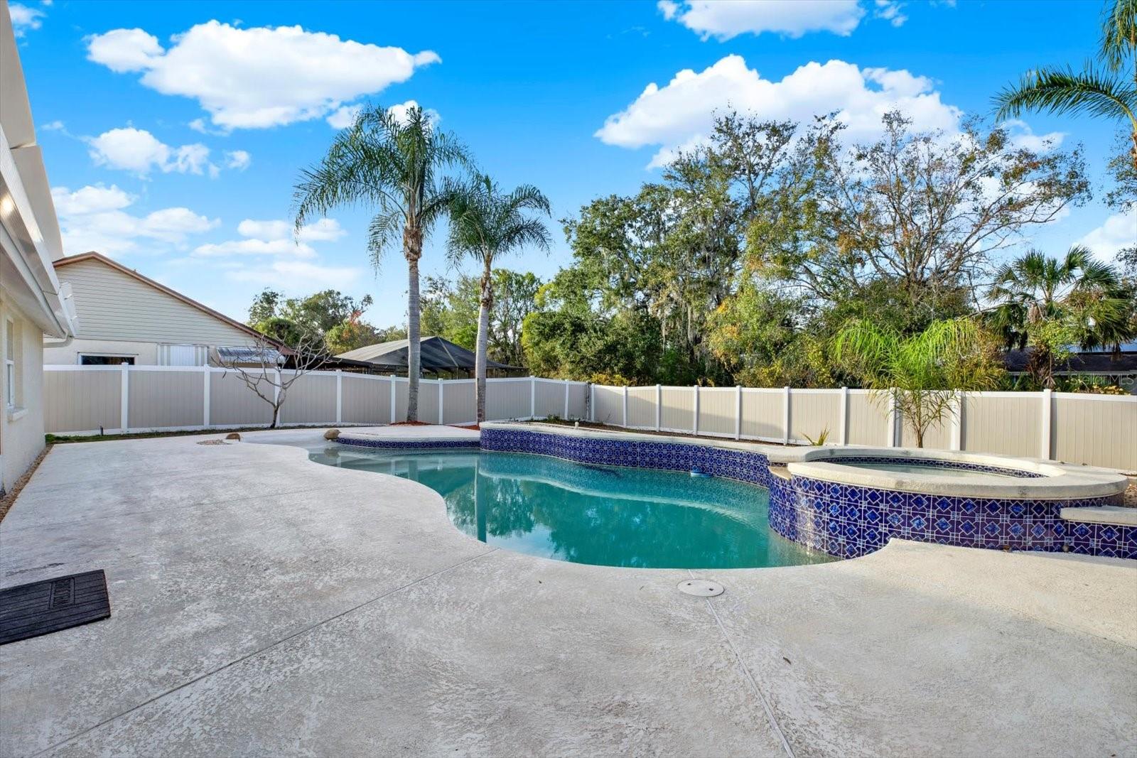 Image 27 of 35 For 18803 Tracer Drive