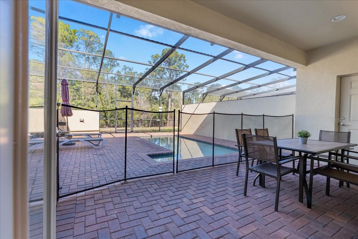 Image 13 of 33 For 8839 Geneve Court