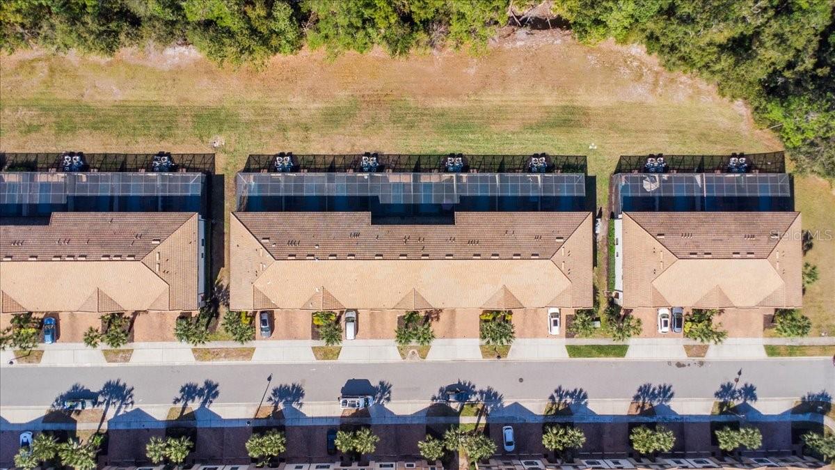 Image 28 of 33 For 8839 Geneve Court