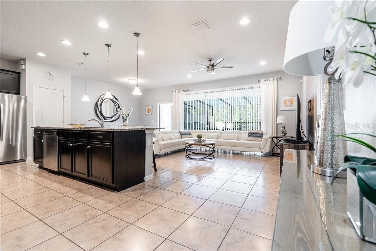 Image 9 of 33 For 8839 Geneve Court