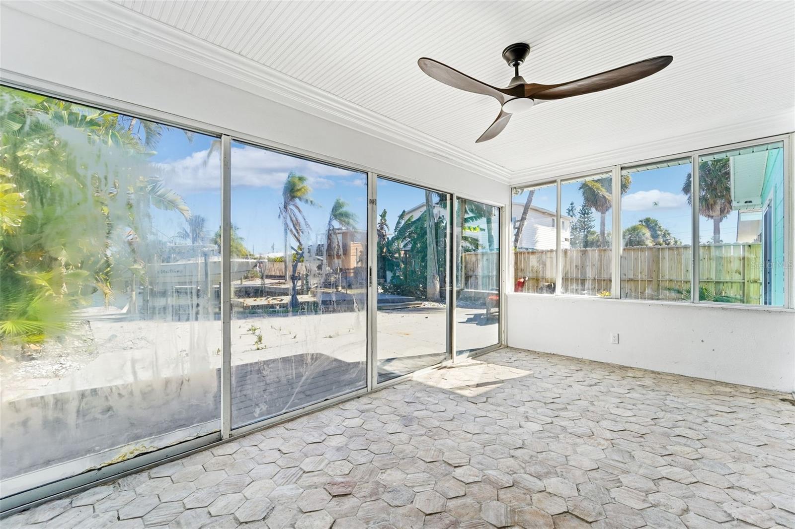 Image 10 of 28 For 14555 Bayshore Drive