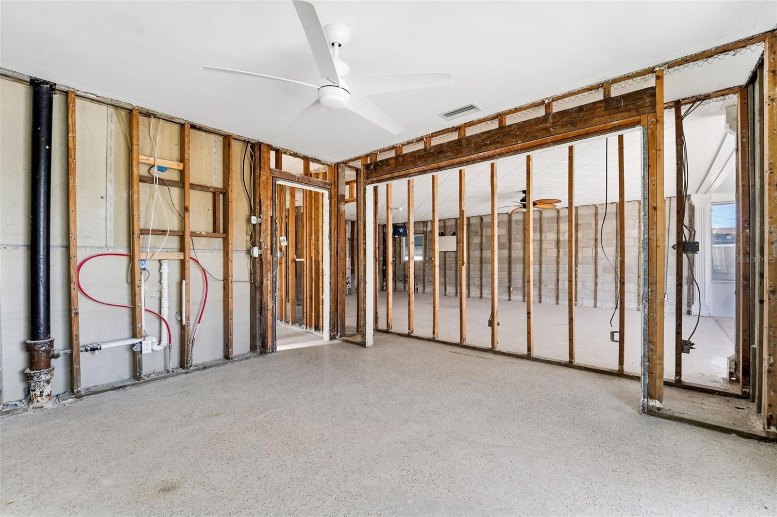 Image 16 of 28 For 14555 Bayshore Drive