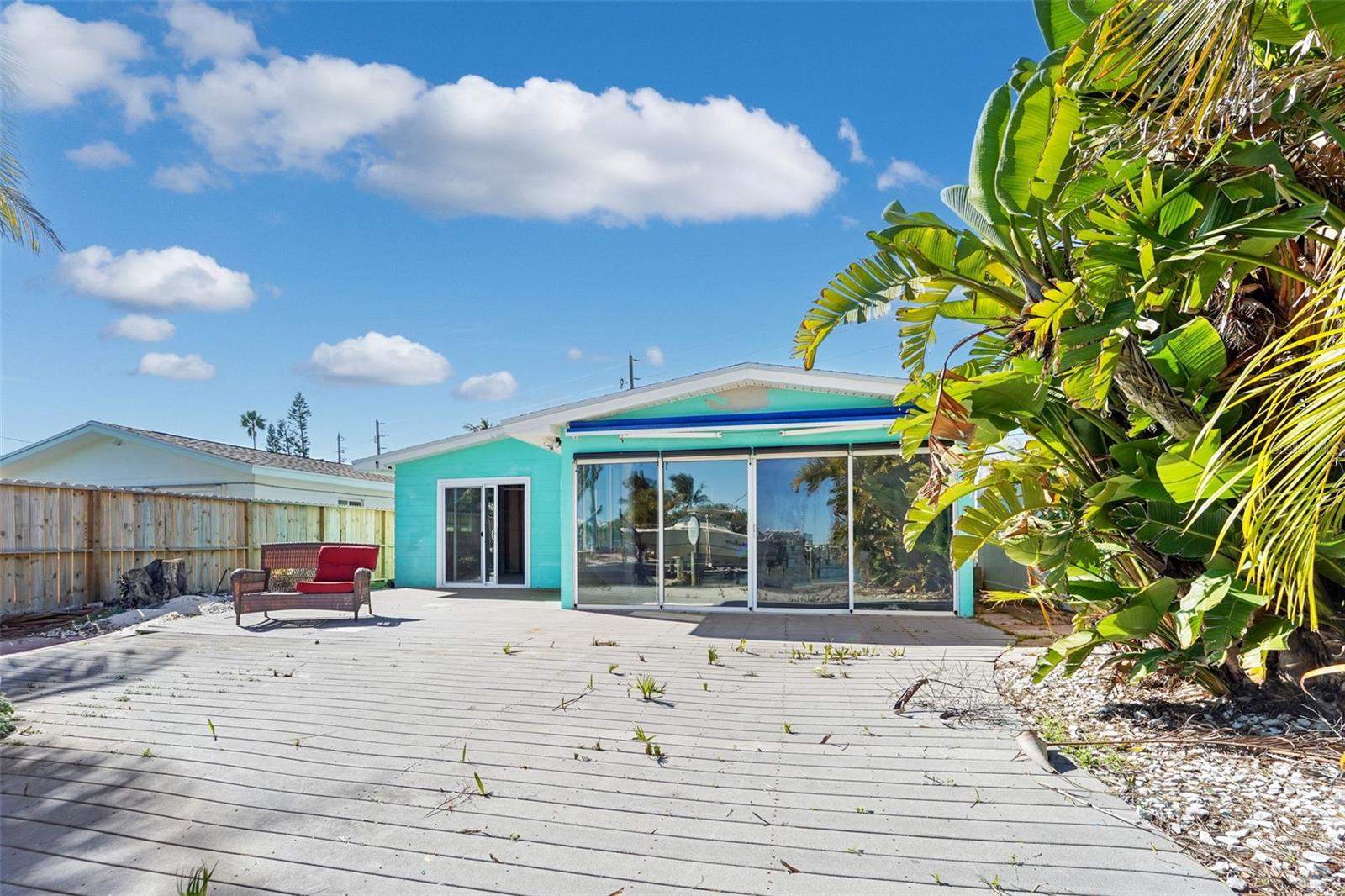 Image 19 of 28 For 14555 Bayshore Drive