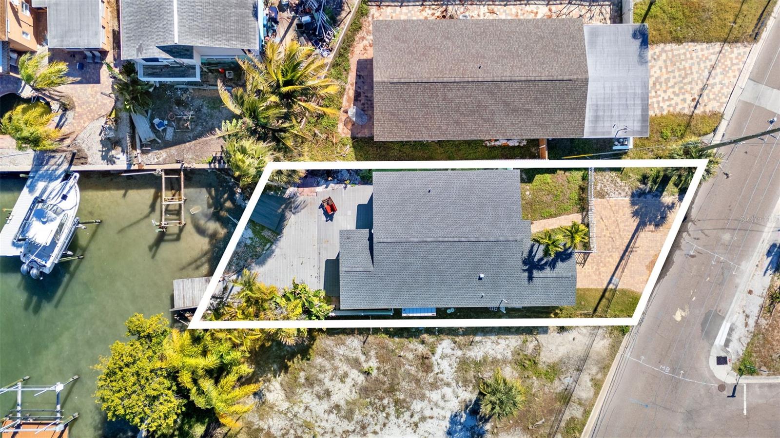 Image 23 of 28 For 14555 Bayshore Drive