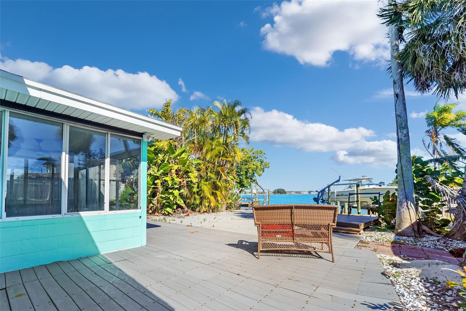 Image 5 of 28 For 14555 Bayshore Drive