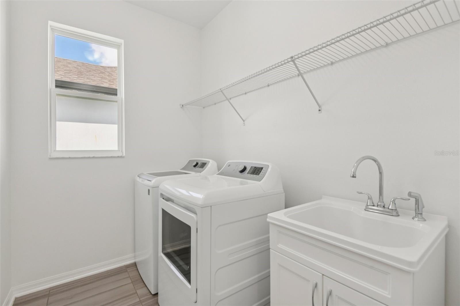 Image 27 of 36 For 3982 Night Star Trail