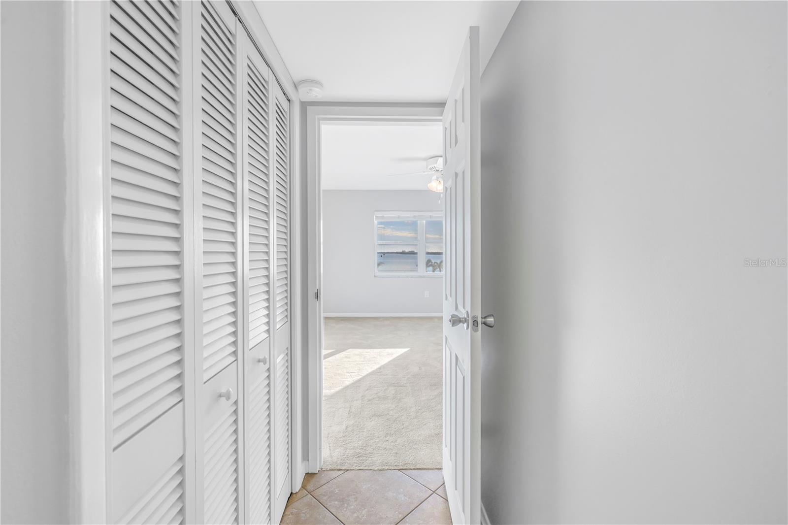 Image 33 of 66 For 5108 Brittany Drive S 405