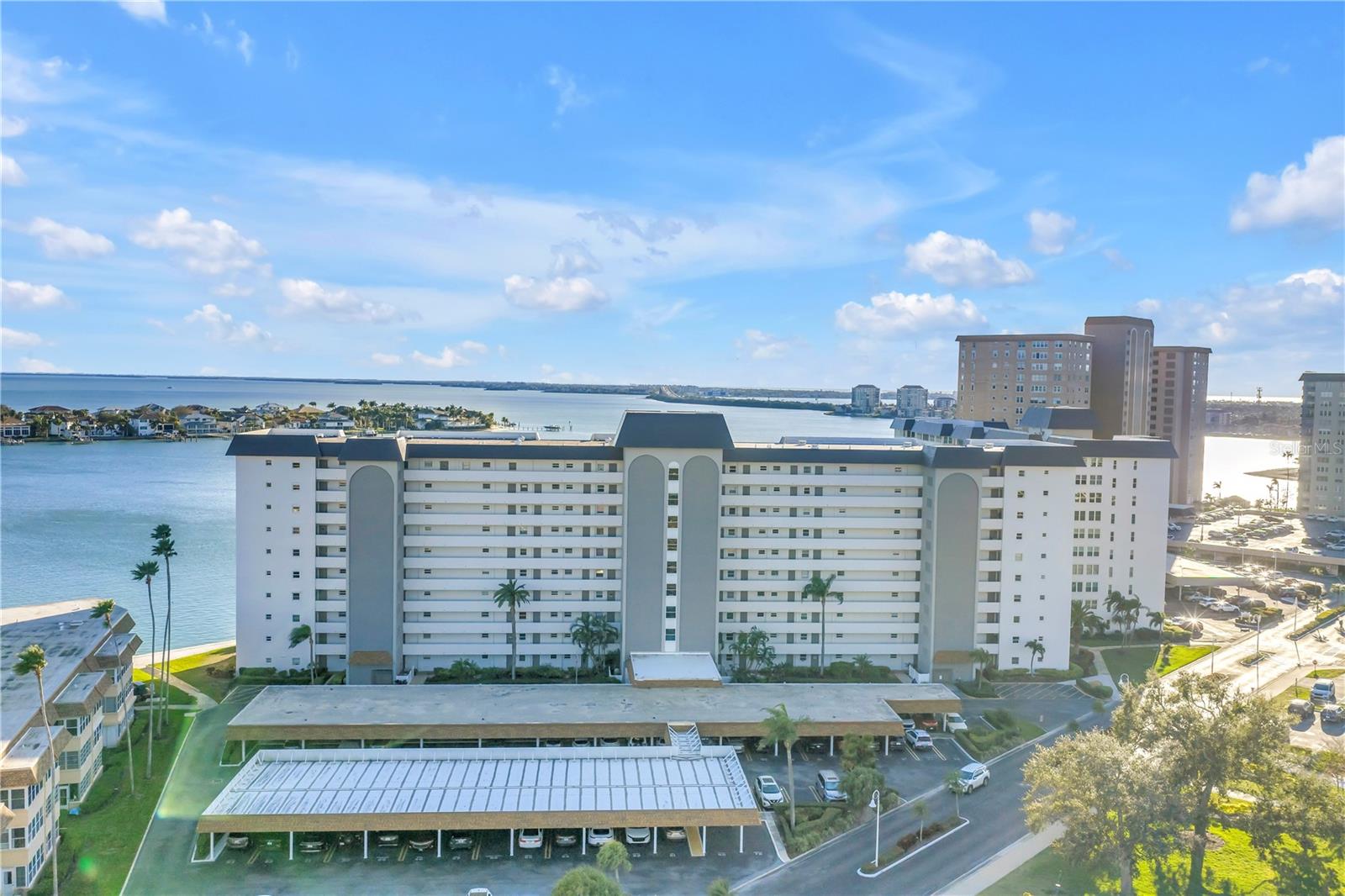 Image 39 of 66 For 5108 Brittany Drive S 405