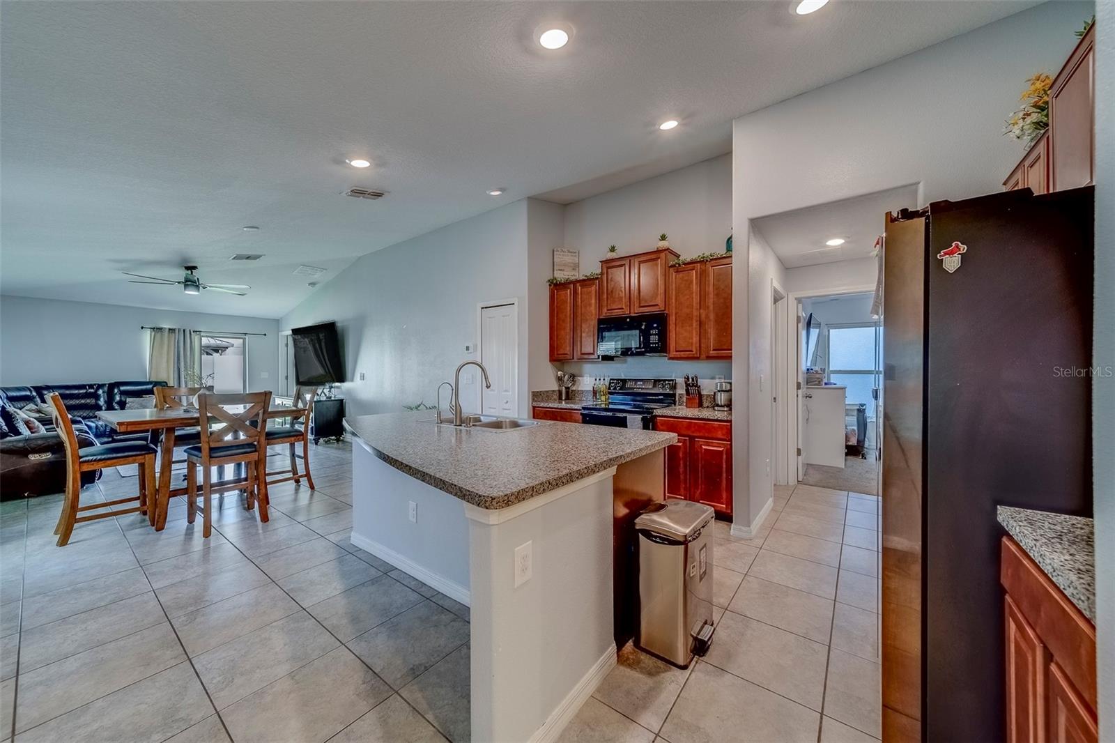 Image 12 of 61 For 10222 Cool Waterlily Avenue