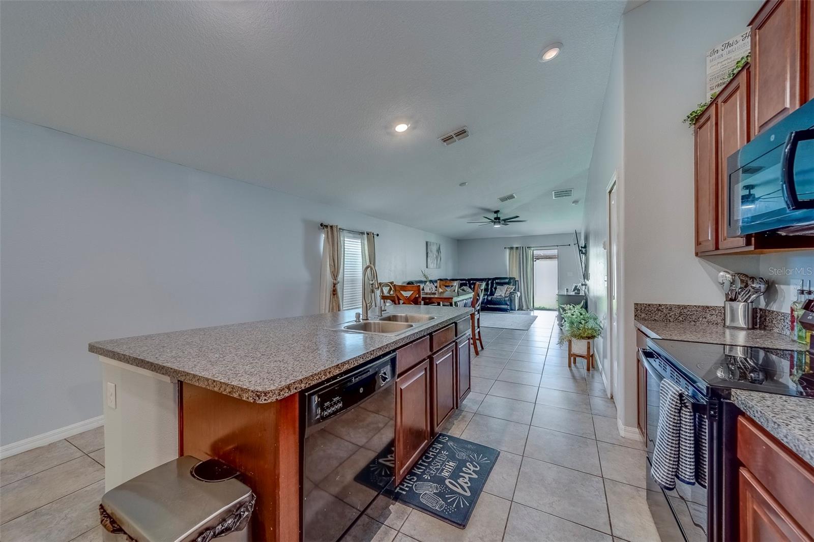 Image 13 of 61 For 10222 Cool Waterlily Avenue