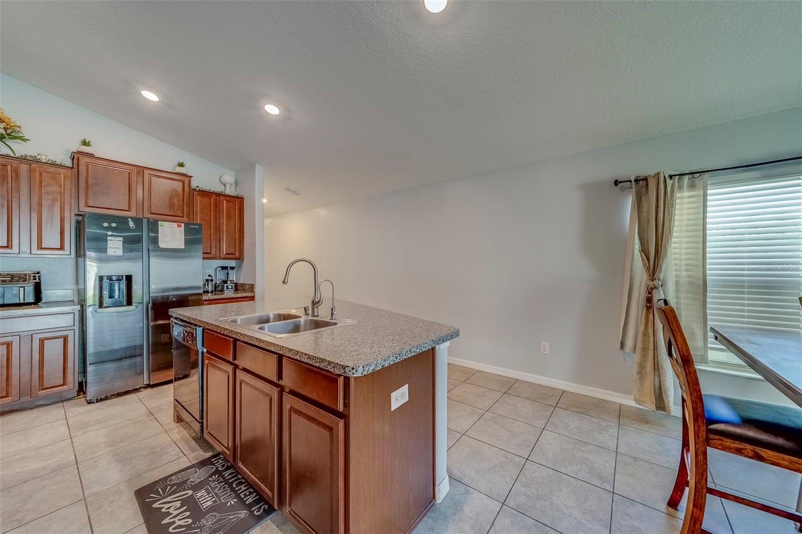 Image 14 of 61 For 10222 Cool Waterlily Avenue