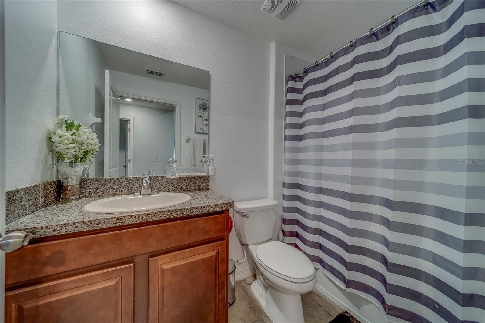 Image 24 of 61 For 10222 Cool Waterlily Avenue