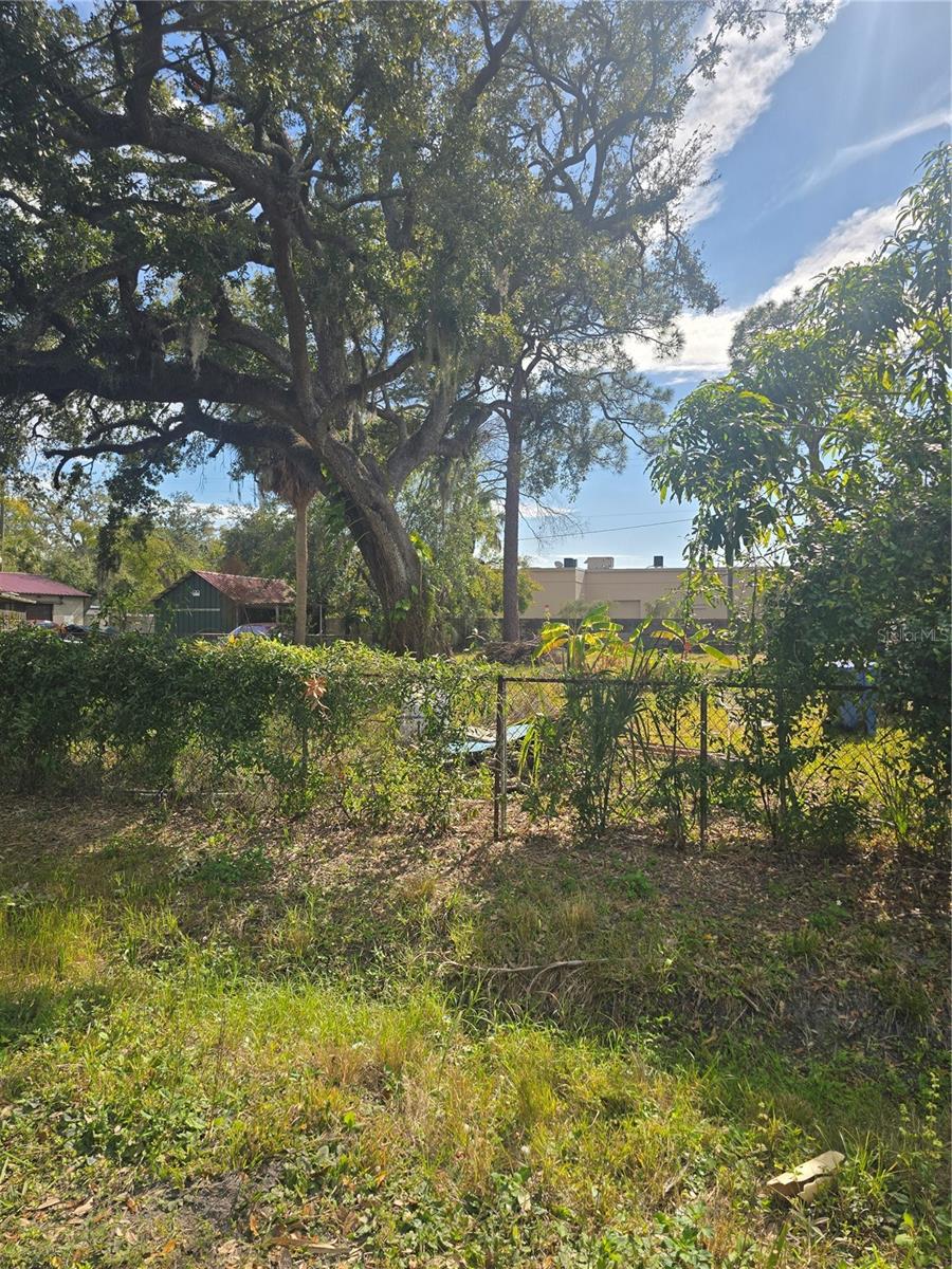 Image 4 of 4 For 8506 Sunbean Lane