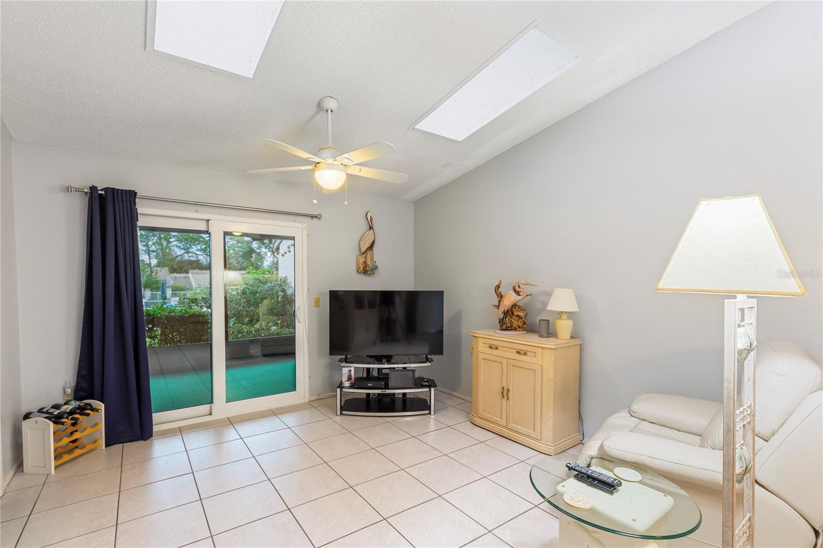 Image 16 of 44 For 2603 Oak Circle 2603