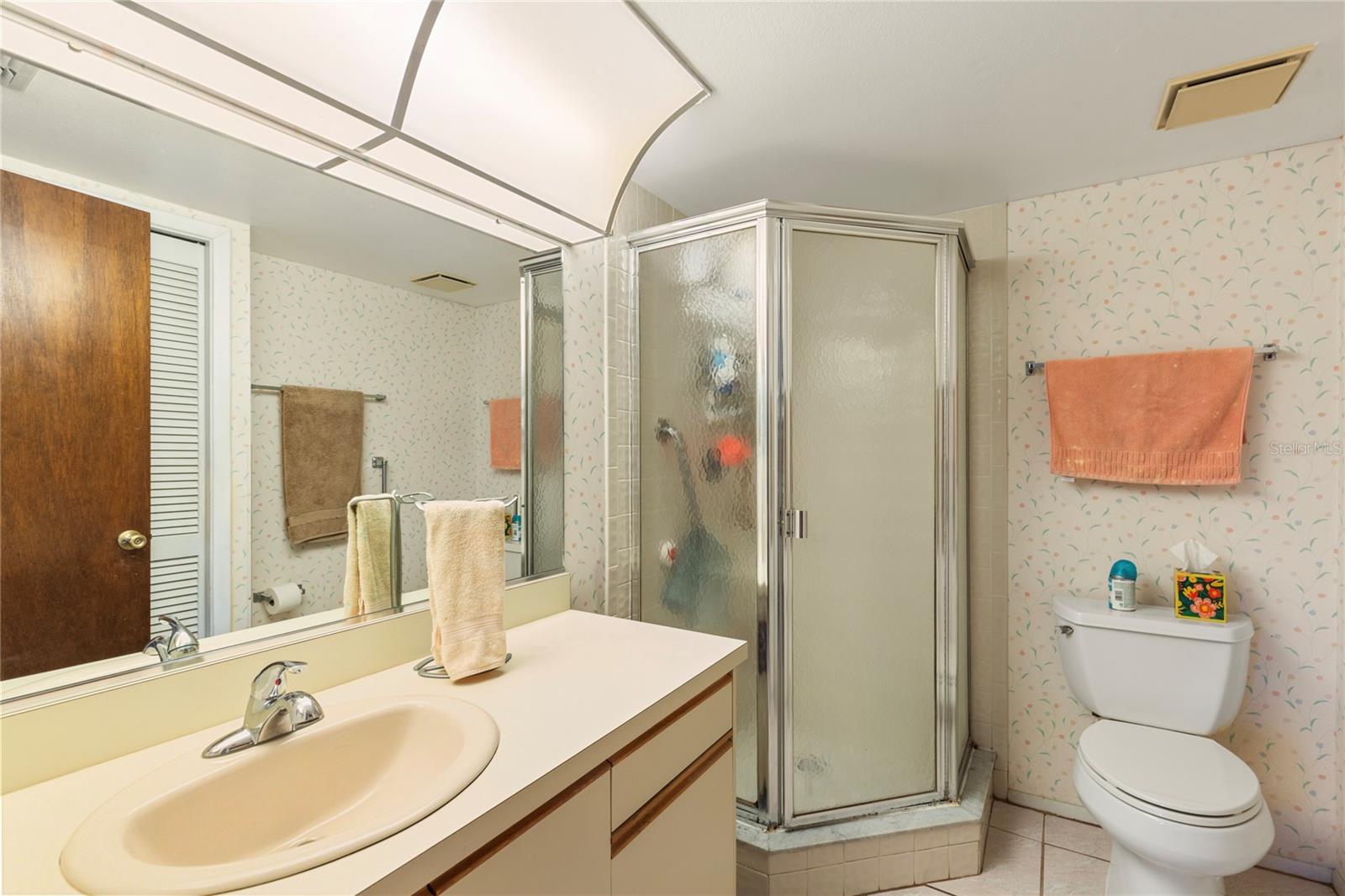 Image 27 of 44 For 2603 Oak Circle 2603