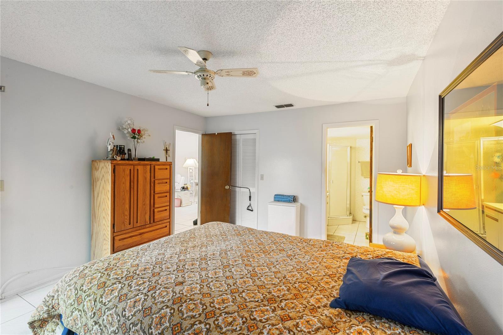 Image 28 of 44 For 2603 Oak Circle 2603