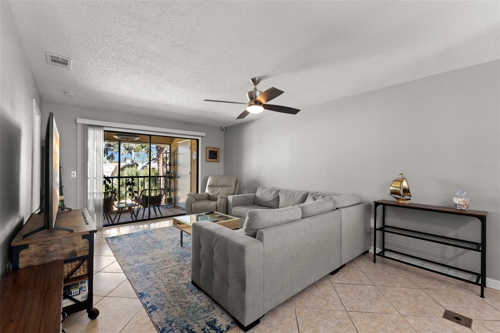 Image 11 of 36 For 3001 58th Avenue S 606