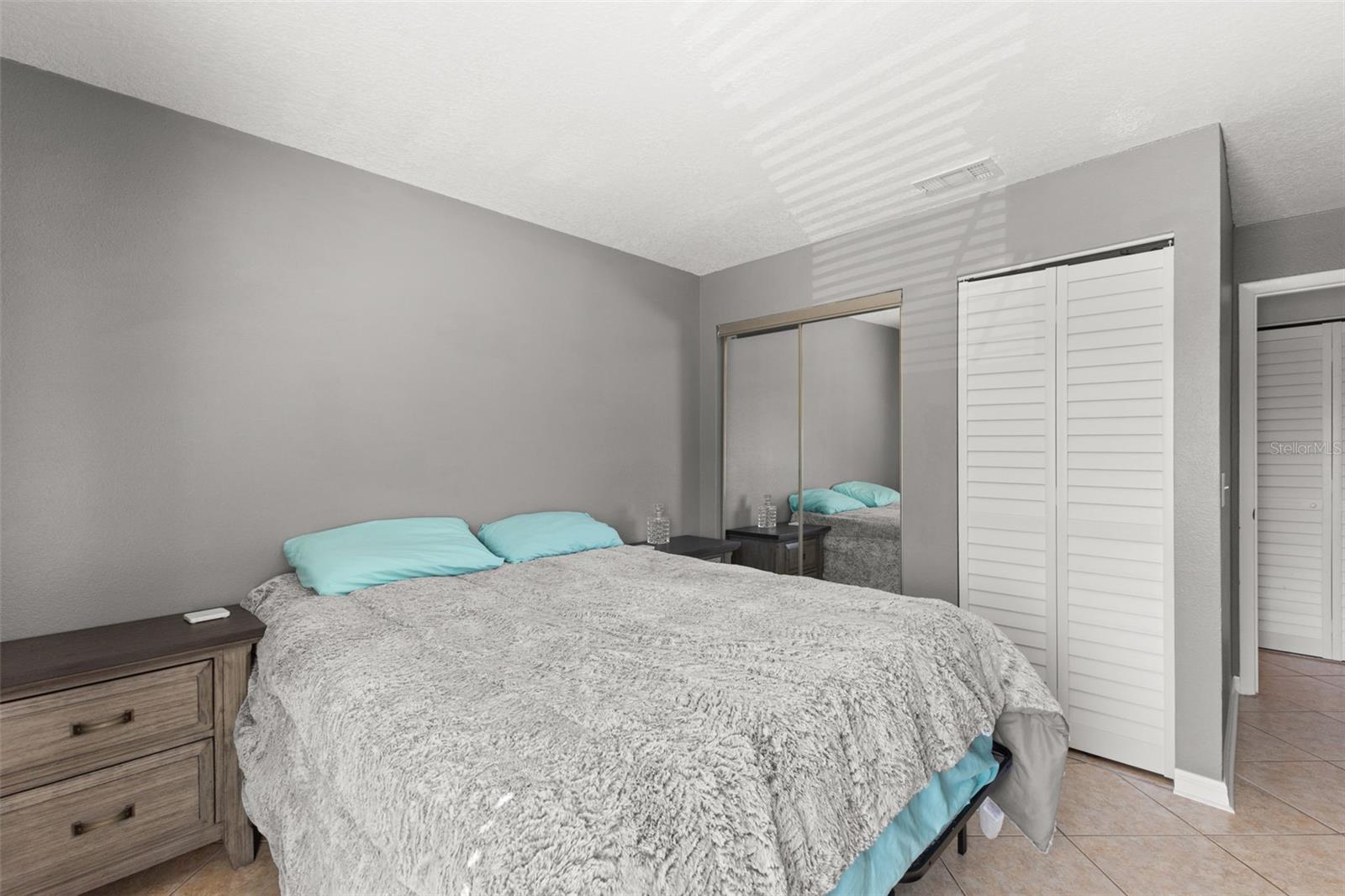 Image 21 of 36 For 3001 58th Avenue S 606