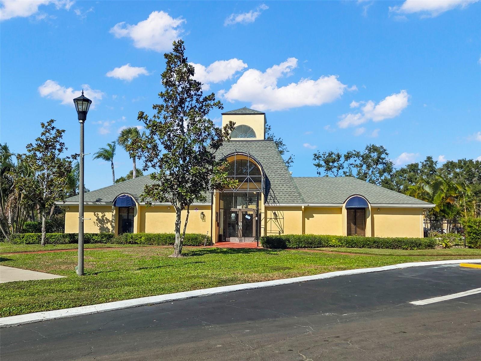 Image 30 of 36 For 3001 58th Avenue S 606