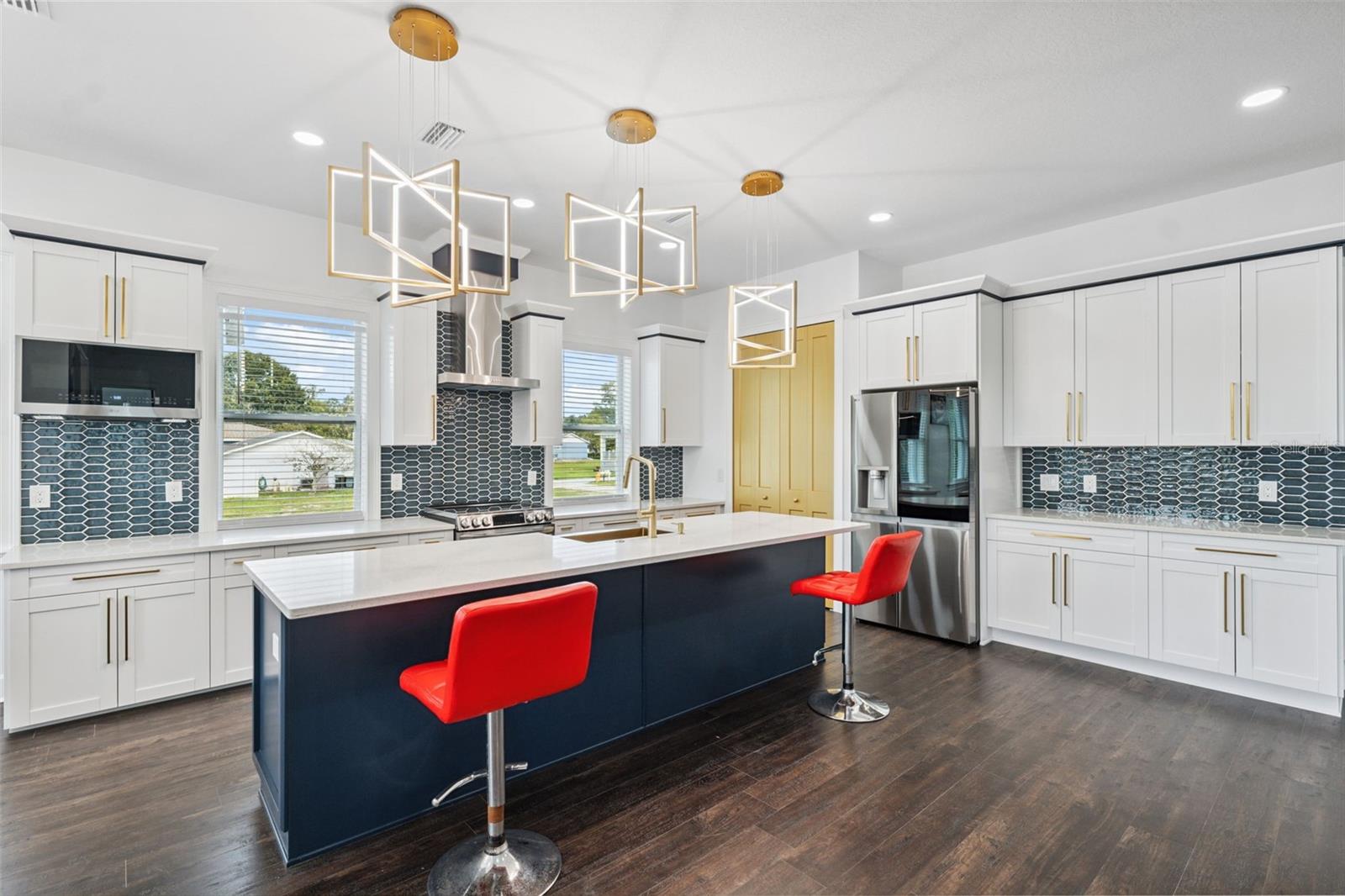 Image 8 of 65 For 8605 Inwood Drive