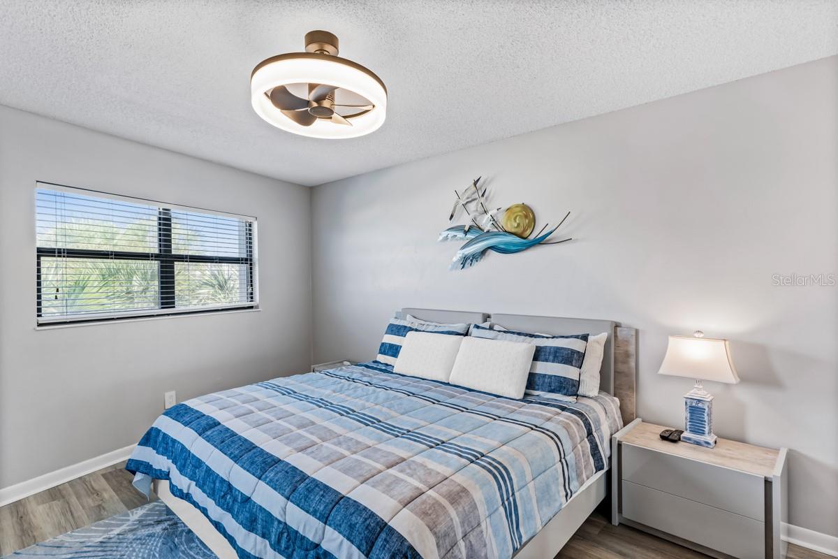 Image 15 of 44 For 3210 Gulf Boulevard 307