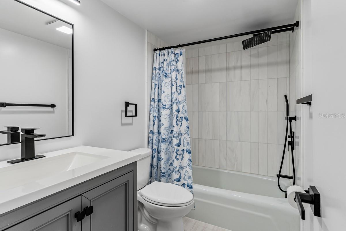 Image 24 of 44 For 3210 Gulf Boulevard 307