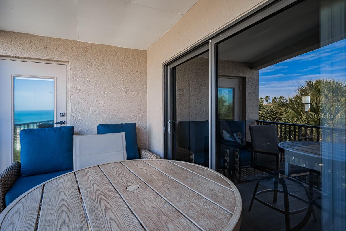 Image 5 of 44 For 3210 Gulf Boulevard 307