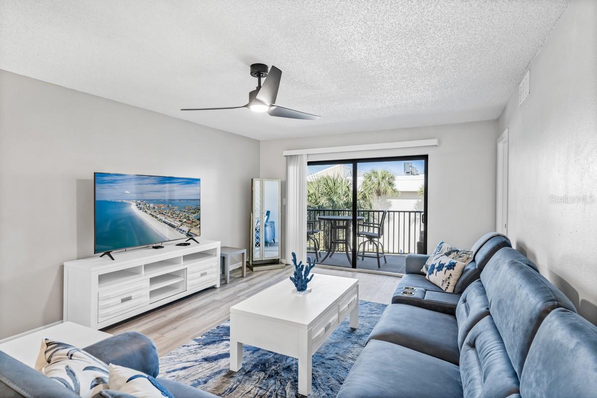 Image 7 of 44 For 3210 Gulf Boulevard 307