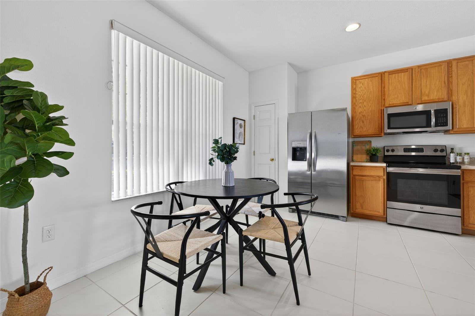 Image 7 of 28 For 12740 Country Brook Lane