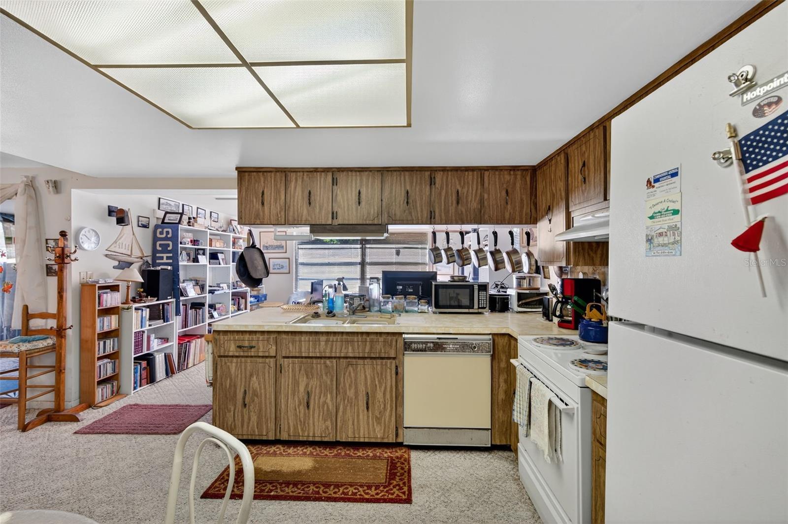 Image 14 of 37 For 7234 Stone Rd