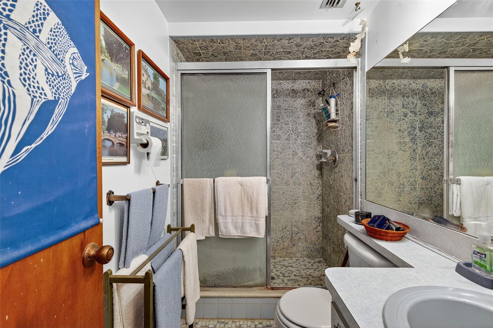 Image 17 of 37 For 7234 Stone Rd