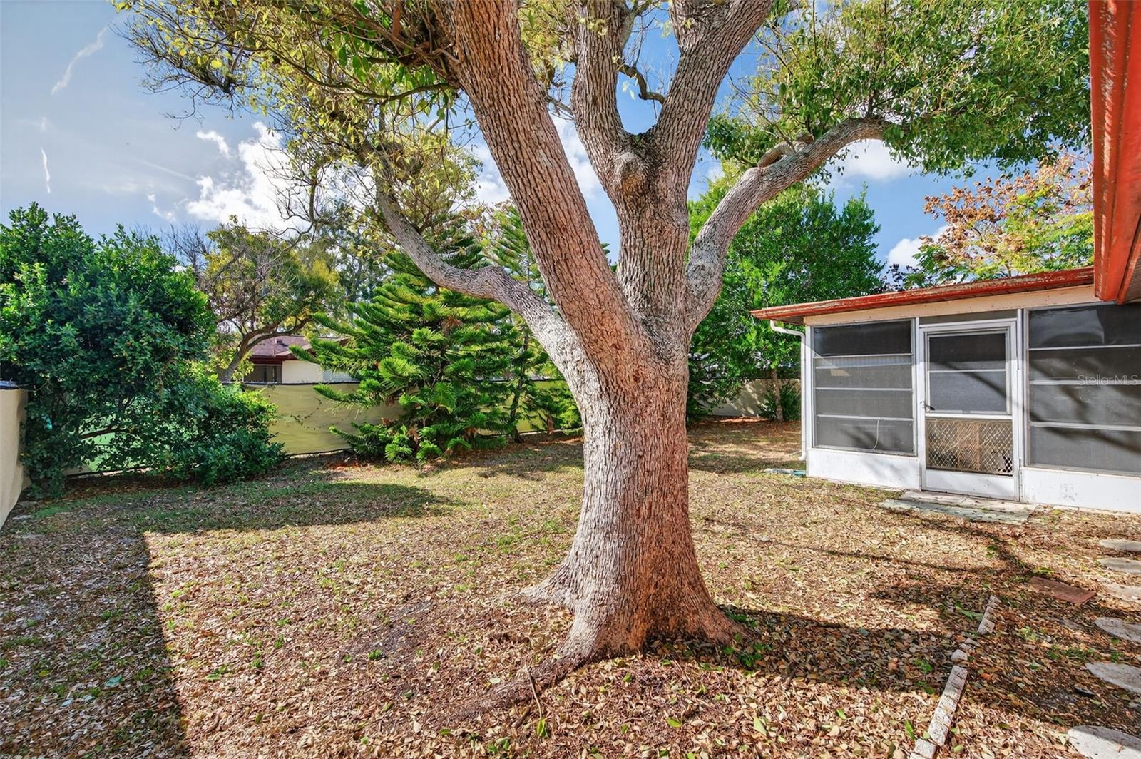 Image 29 of 37 For 7234 Stone Rd