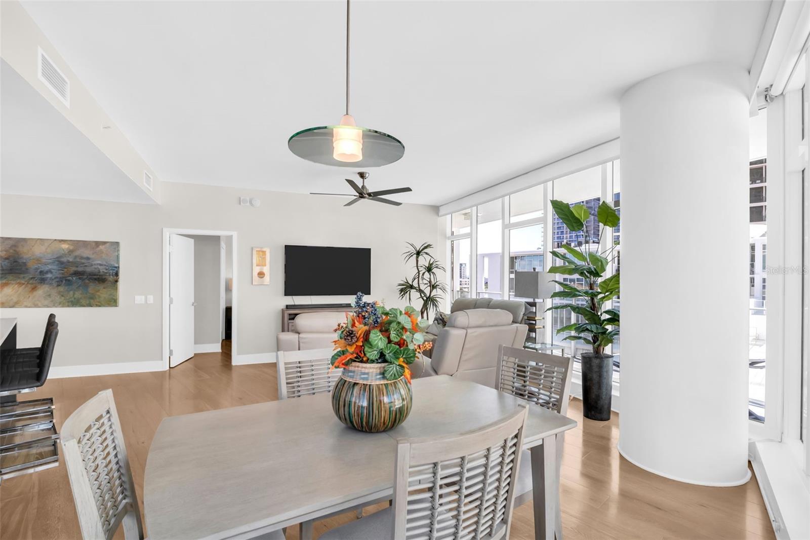 Image 11 of 51 For 175 1st Street S 702